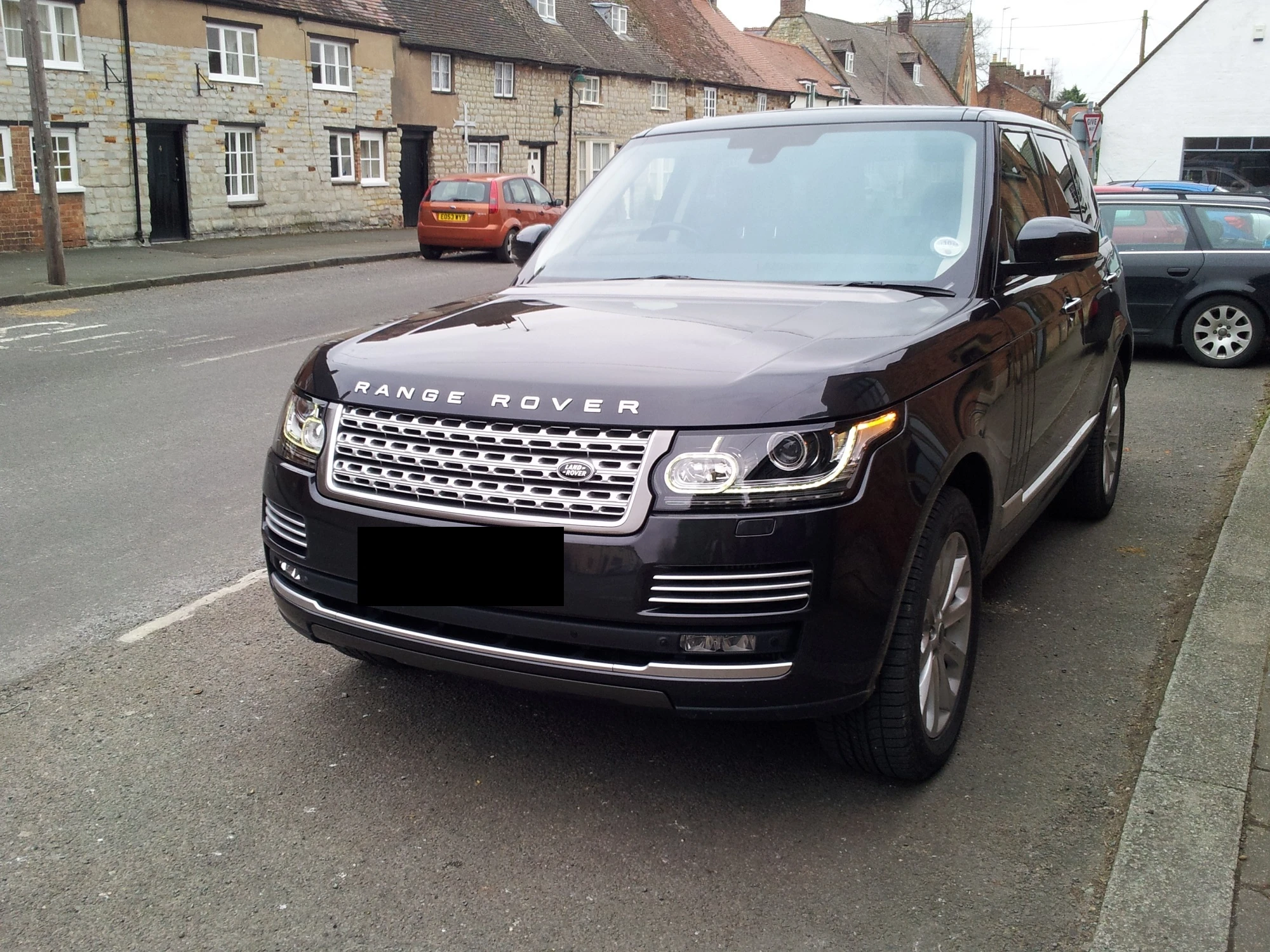 Range Rover Hse for hire in Juja