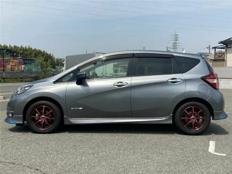 Nissan Note for hire in Nairobi with Driver