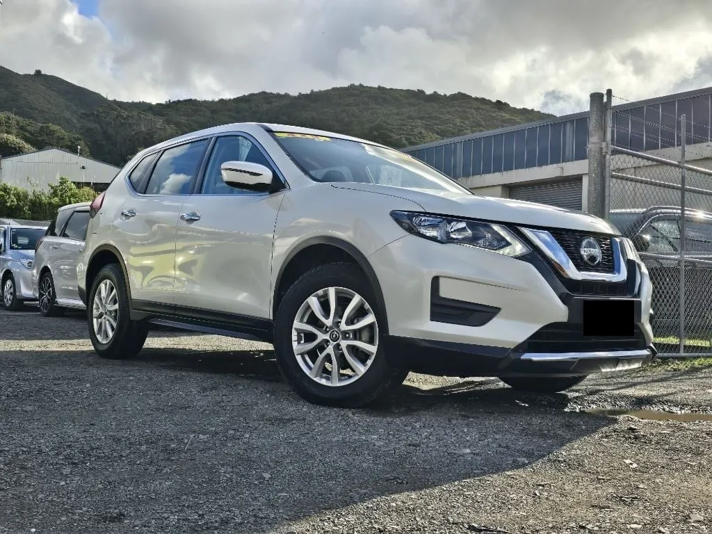 Nissan X-trail car hire in kenya