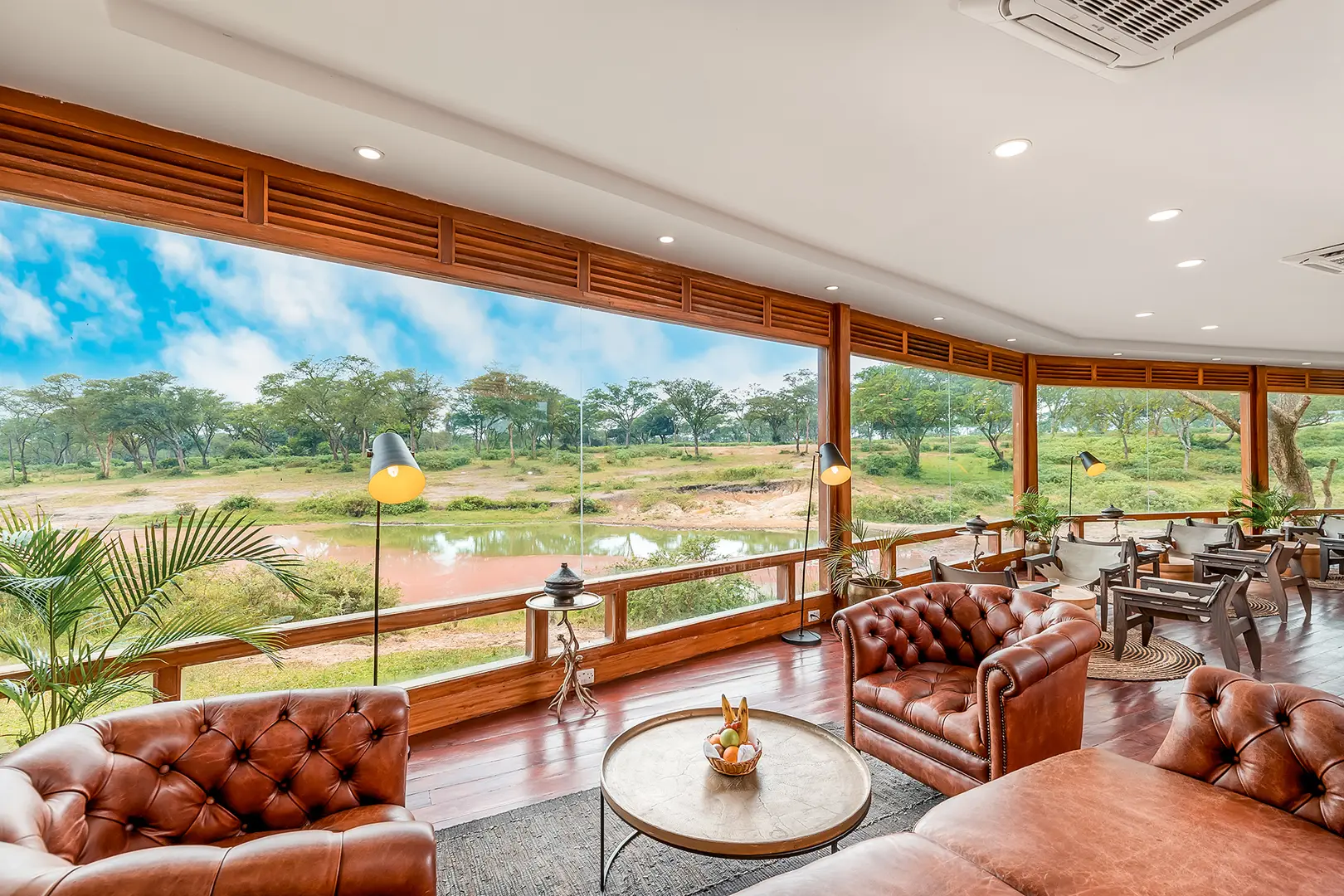 Planning a luxury Uganda Safari - Staying at the luxury Chobe Safari Lodge