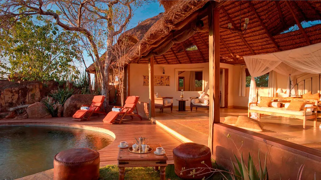 Luxury Kenya safari cost - the luxury Elsa’s Kopje