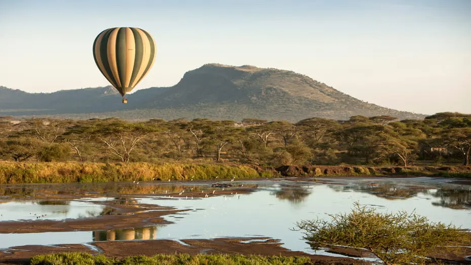 Hot air balloon rides on a luxury safari Tanzania