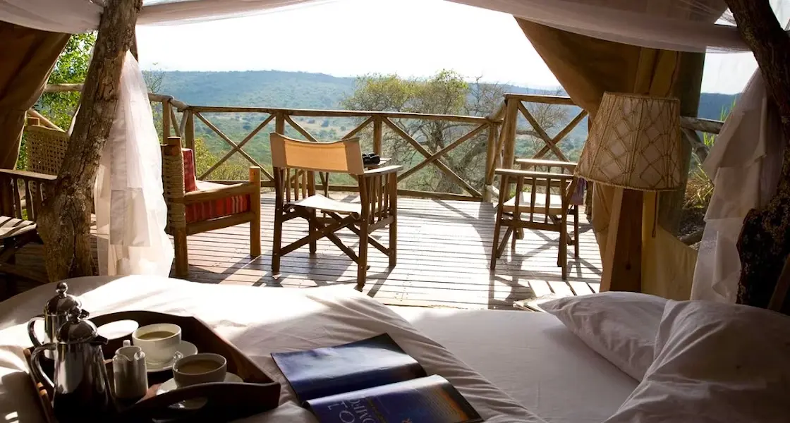 Uganda luxury tours to Uganda’s savannah - Mihingo Lodge