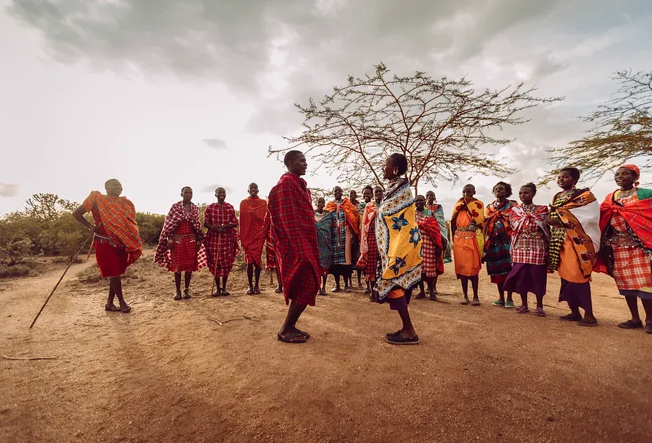 Cultural encounters on a 3 day safari Kenya - Masai people dancing