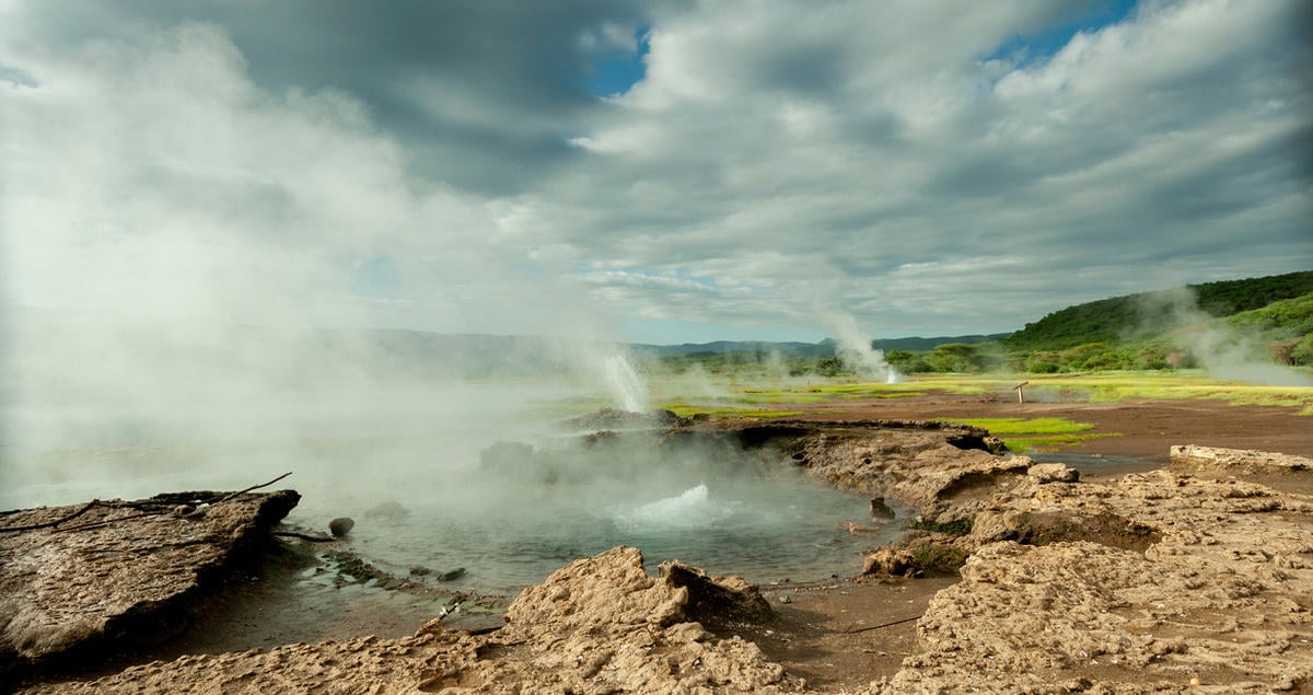 What are the best places to visit in Kenya - Geothermal springs at Hell’s Gate