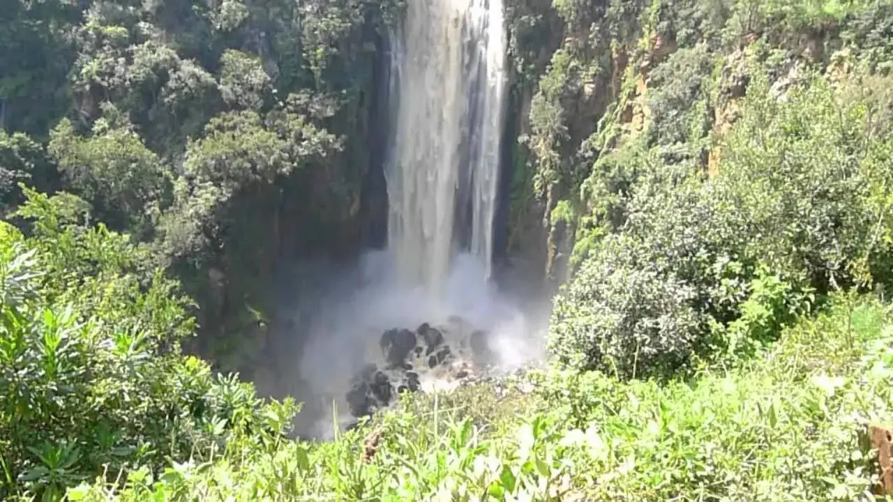 Nyahururu Falls - KenyaLuxurySafari.co.uk