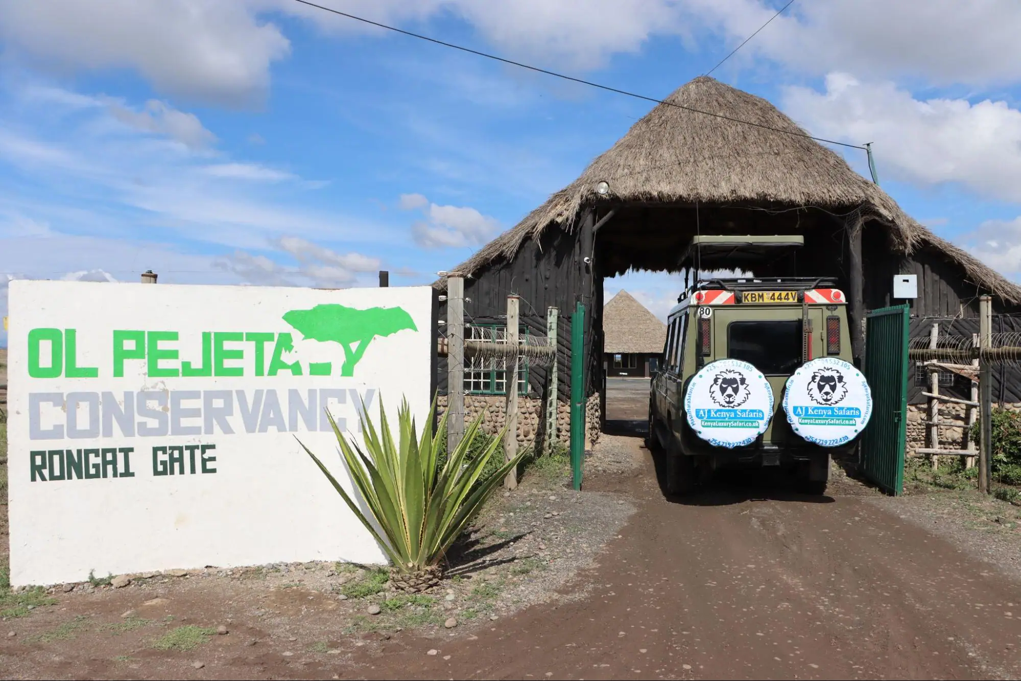 Aj Kenya Safaris Land Cruiser in Ol Pejeta Conservancy. Kenya Travel Advice and Safety tips.
