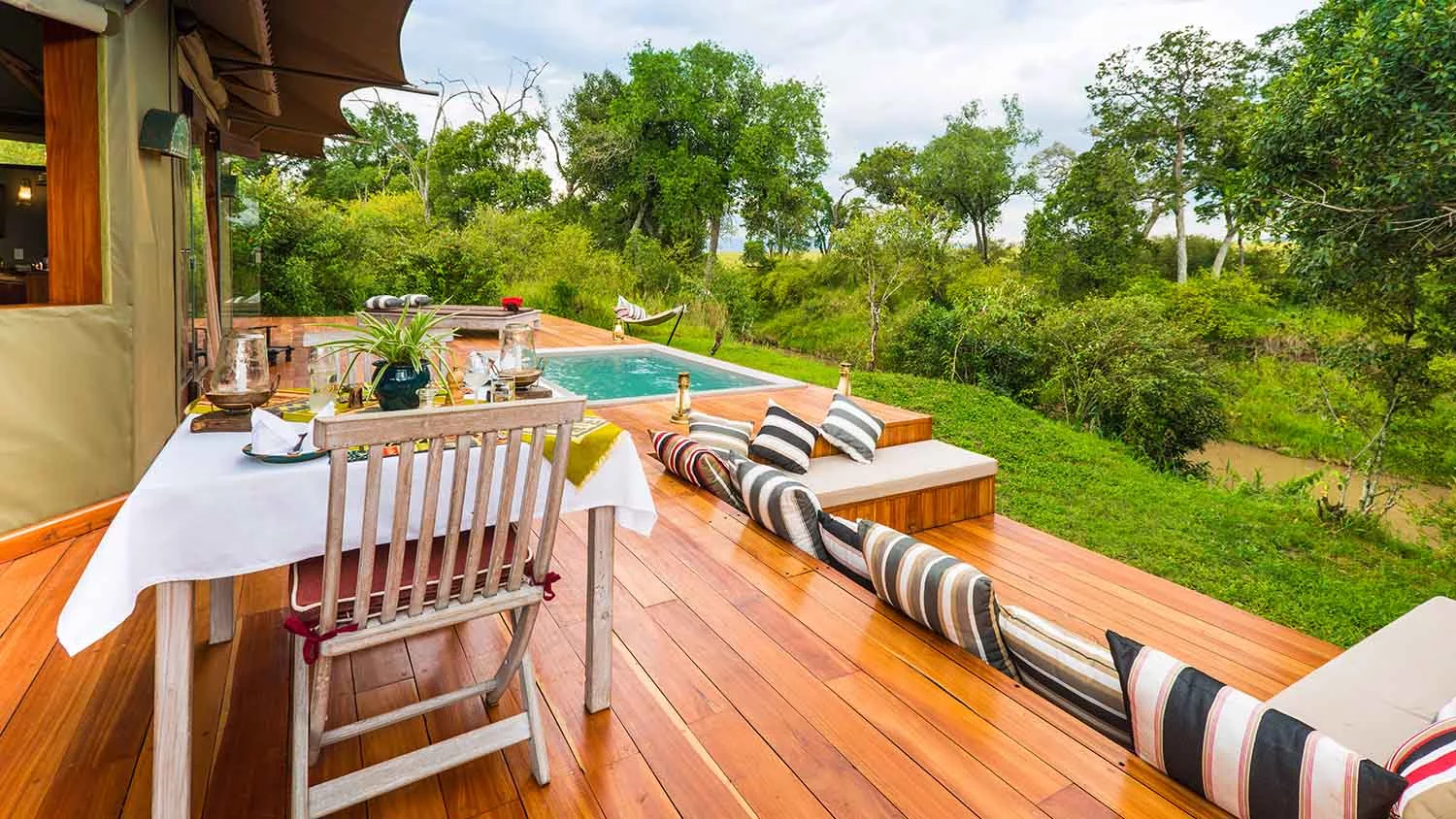 Where to stay on a Masai Mara Migration - Room with River views at Sala’s Camp